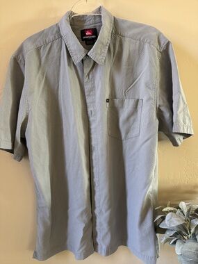 Quiksilver Men’s Short-Sleeve Button-Down Shirt - Light Gray